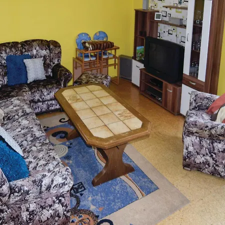 Four Bedroom Holiday In Vakantiehuis