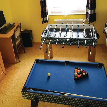 Four Bedroom Holiday In Vakantiehuis Stožec